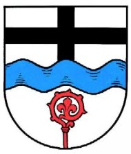 In silbernem Schild ein blauer Wellenbalken, oben ein schwarzes Balkenkreuz, unten ein aufsteigender roter Krummstab. 